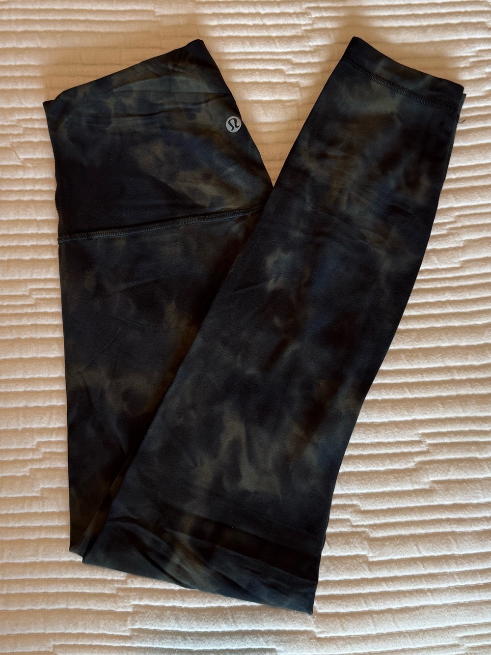Lululemon Align Pant 25"
*Diamond Dye